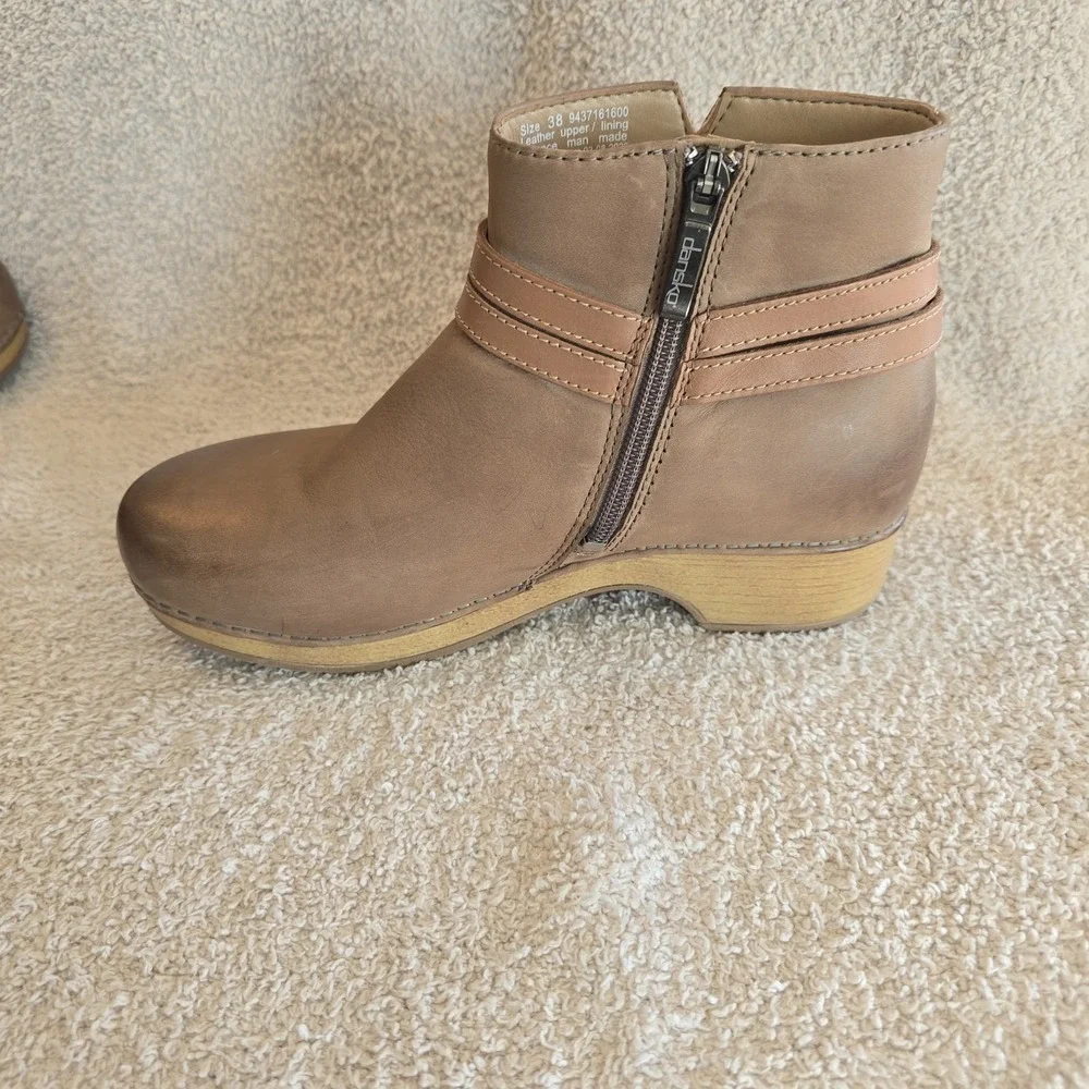 Dansko women brook